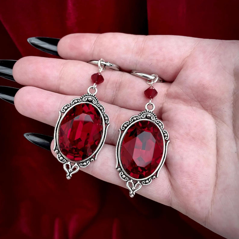 Brincos Cameo Vampiro, Joias G - Women'S Vampire Accessories avaliação e preço