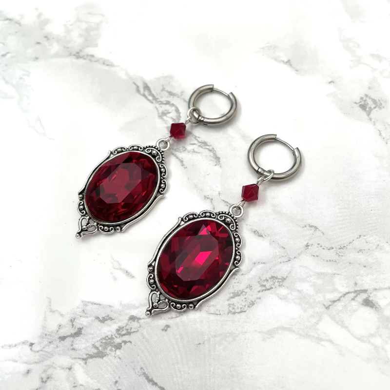 Brincos Cameo Vampiro, Joias G - Women'S Vampire Accessories avaliação e preço