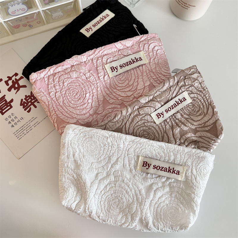 Flores em relevo francês Viage - Women Accessories List avaliação e preço