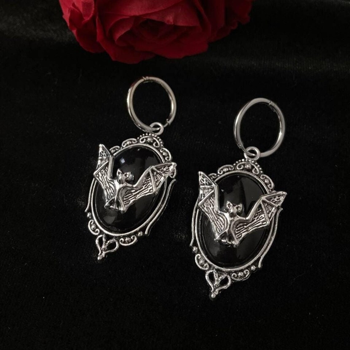 Brincos de morcego vampiro, jo - Women'S Vampire Accessories avaliação e preço